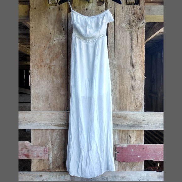 No Boundaries Ladies Small, Strapless Dress, White - Picture 1 of 3